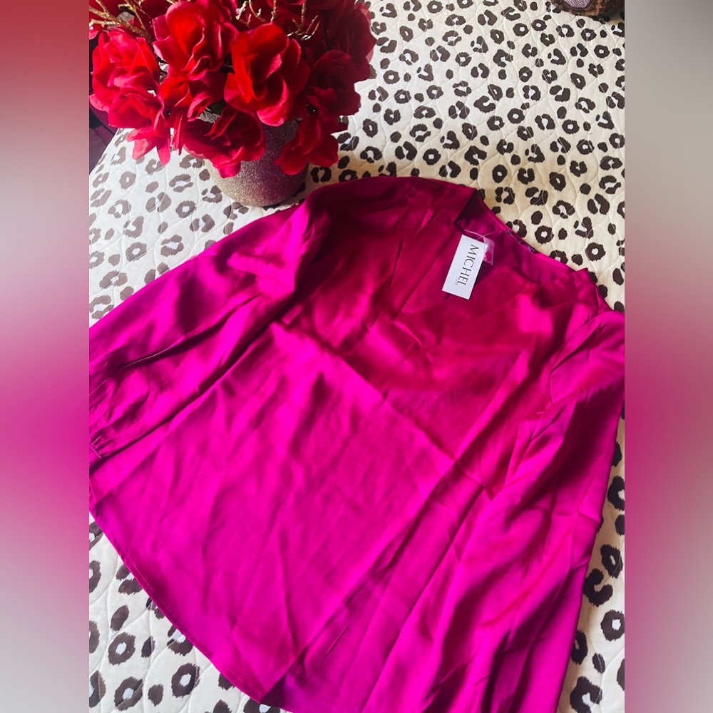 Blusa de vestir color rosa fiusha talla mediano